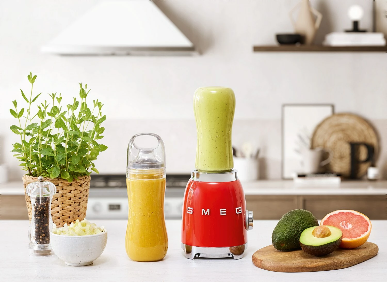 Smeg Personal Tehosekoitin, Punainen - Image 4