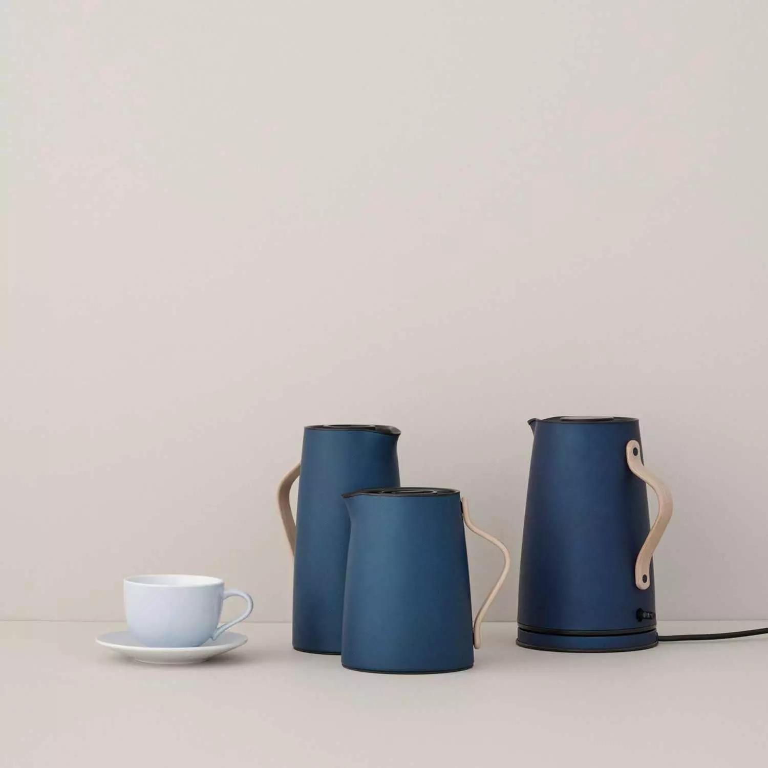 Stelton Emma Electric Kettle 1,2 L, Dark Blue - Image 3