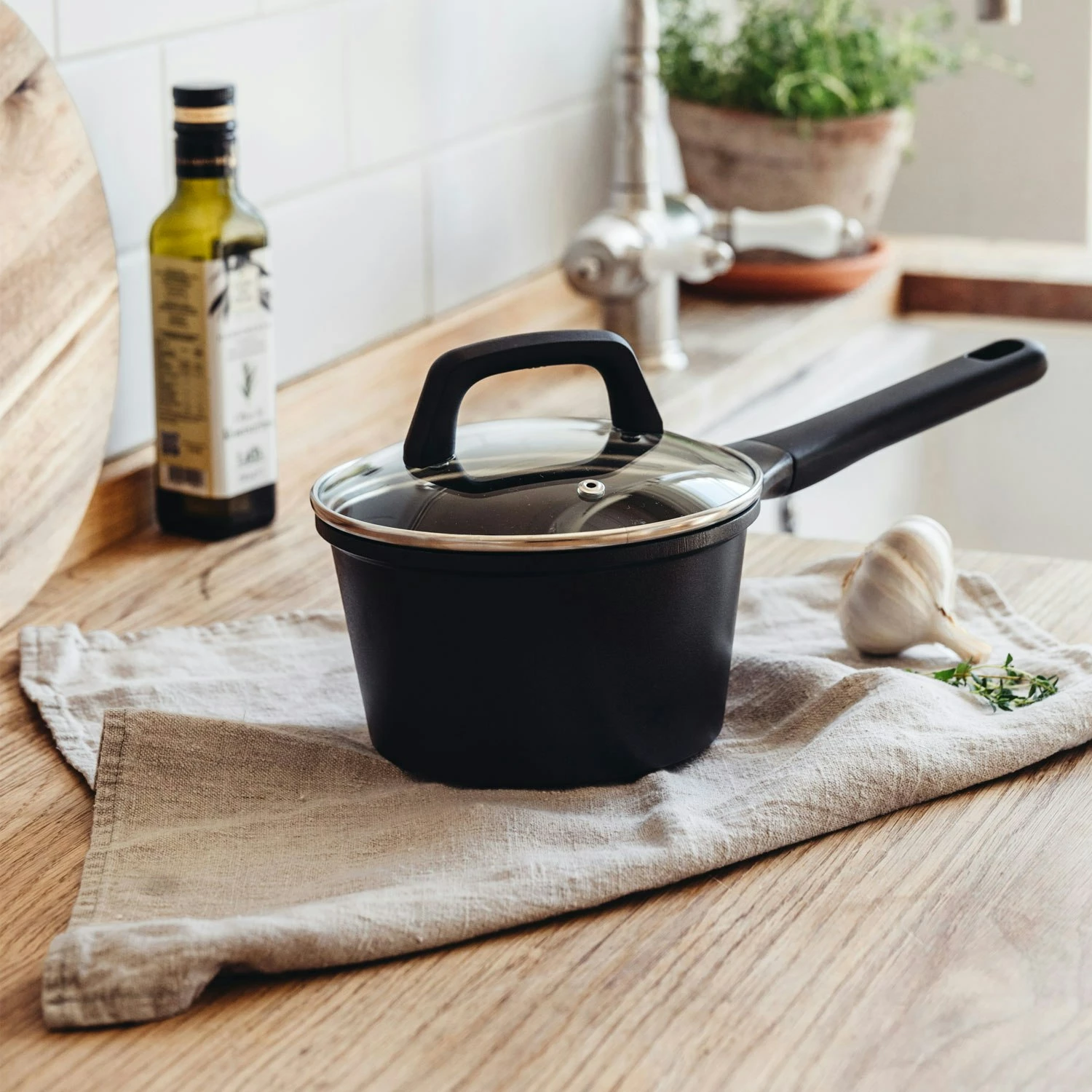 Heirol Groove Kattila Lasikannella 16 Cm - Image 2