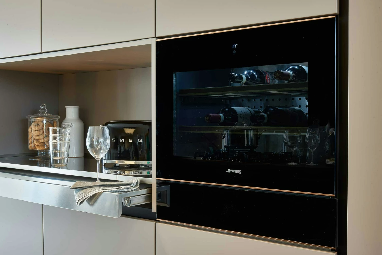 Smeg LeivÀnpaahdin, Kahdelle Viipaleelle, Musta - Image 5