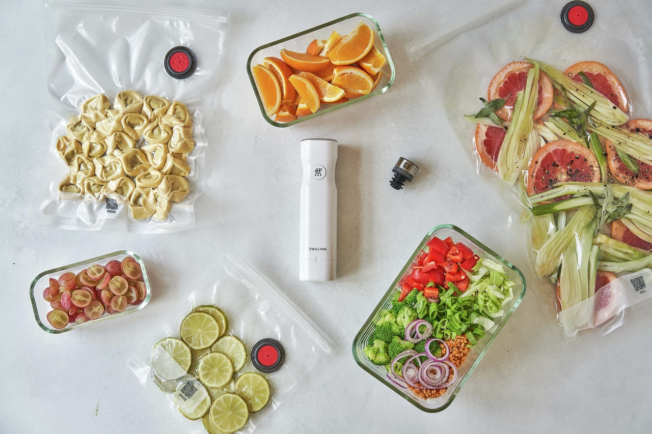 Zwilling Fresh & Save Aloituspakkaus Vakuumipumpulla / Pussit / Rasiat Lasista, 7 Palaa - Image 6